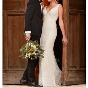 NWT Essence of Australia Wedding Dress